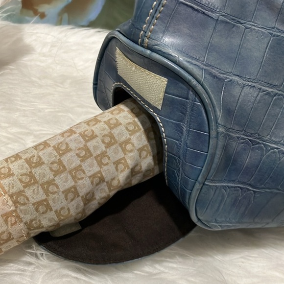 Liz Claiborne Bag - Picture 7 of 7